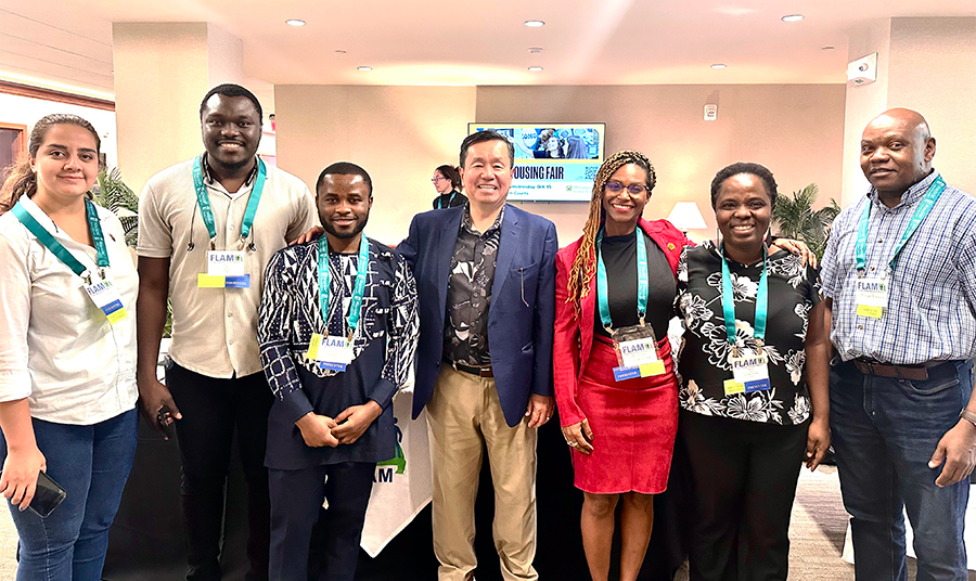 President Choi and Mizzou attendees