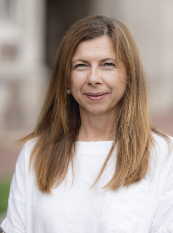 Profile photograph of Dr. Iva Youkilis